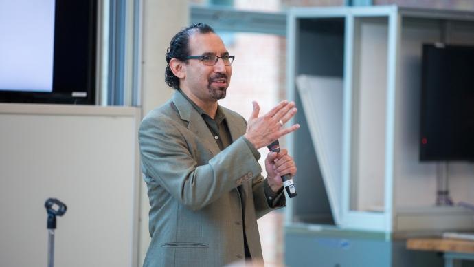 Luis Martinez announcing for the Stumberg Seed Competition in the Cube